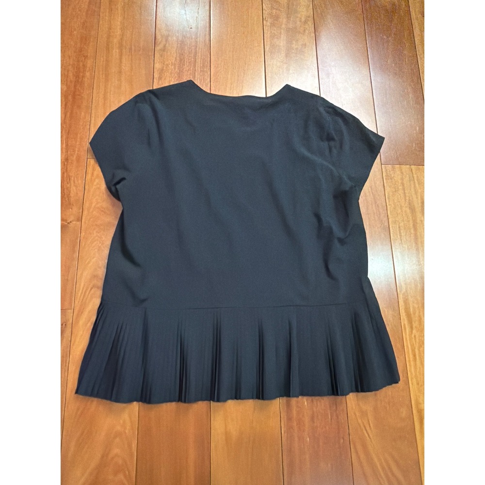 SPANX Black Short Sleeve Top with Pleated Hem - Picture 7 of 7
